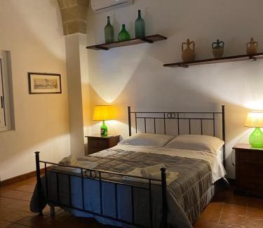 Squinzano Cama Y Desayuno | B&B Palazzo Giordano Luxury Rooms