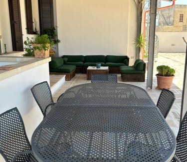 Squinzano Cama Y Desayuno | B&B Palazzo Giordano Luxury Rooms
