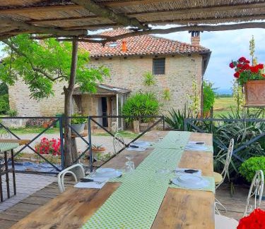 Castel San Pietro Terme Cama Y Desayuno | B&B Parco dei cavalli