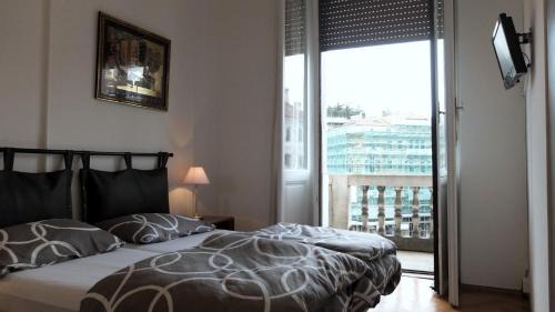 Trieste City Centre Cama Y Desayuno | B&B Piazza Goldoni