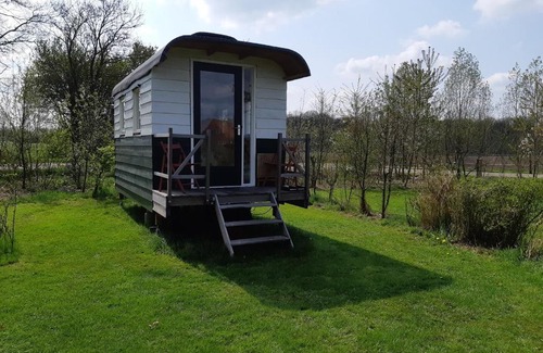 Winterswijk - Meddo Cama Y Desayuno | B&B Pipowagen "het Wellnesst" op Wellness Camping en B&B Stoltenborg