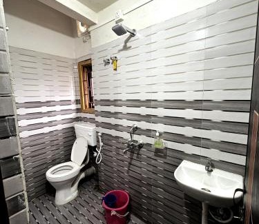 Sualkuchi Hotel | B&B Residency - Your Homely Haven in Guwahati