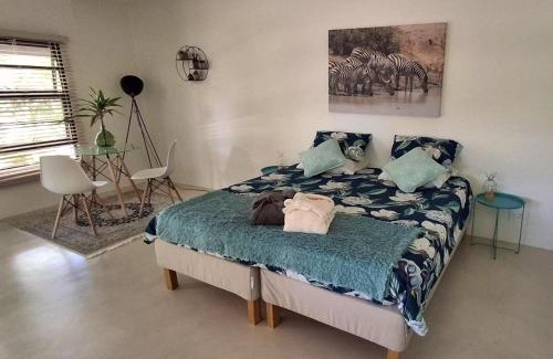 Monzi SH Cama Y Desayuno | B&B Sawubona