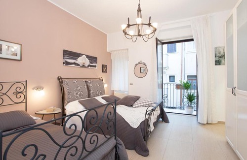 Caltagirone Cama Y Desayuno | B&B Trio D'Archi - La Pilozza Infiorata