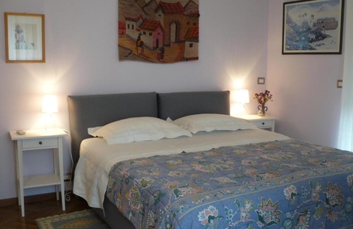 Viagrande Cama Y Desayuno | B&B VELARDI