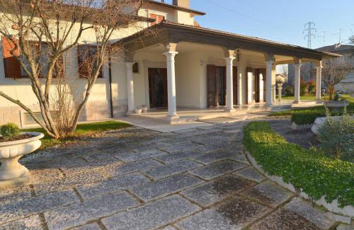 Cavaion Veronese Cama Y Desayuno | B&B Villa Adriano