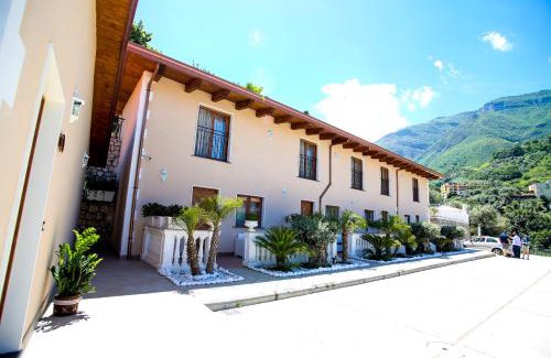 Castellammare di Stabia Cama Y Desayuno | B&B Villa Catiè