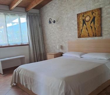 Giarra Cama Y Desayuno | B&B Villa Luisa Apartment