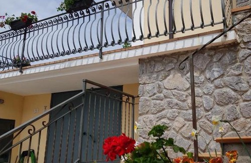 San Lazzaro Cama Y Desayuno | B&B Villa Reginella