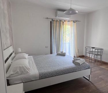 Ogliara Cama Y Desayuno | B&B Villa Setharè