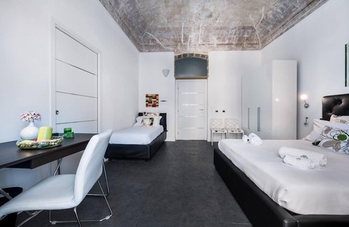 Corso dei Mille - Sant'Erasmo Cama Y Desayuno | B&B White