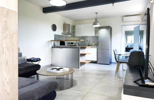 Bas du Fort Apartamento | B-D-F, 2 Bedrooms, 5 guests, 1.5 bath, Terrasse
