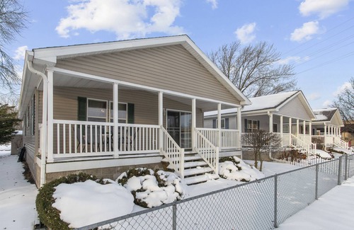 Fremont Casa | B-Fremont Wolf River Waterfront Homes