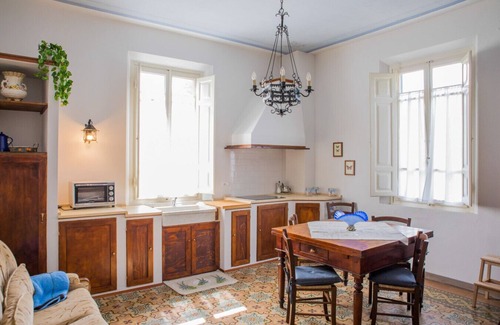 Orentano Apartamento | B&G Corte Menconi - Apartment Iris
