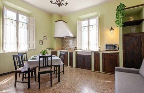 Orentano Apartamento | B&G Corte Menconi - Ivy