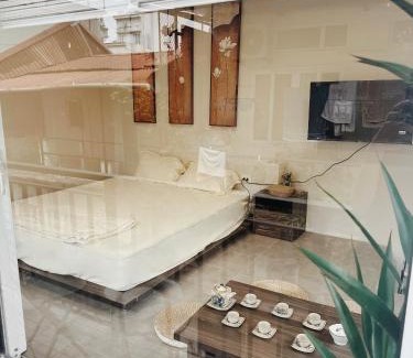 Old Quarter Apartamento | B House - 3Br 2Bath Balcony 5ms Lake Quiet Old Quater