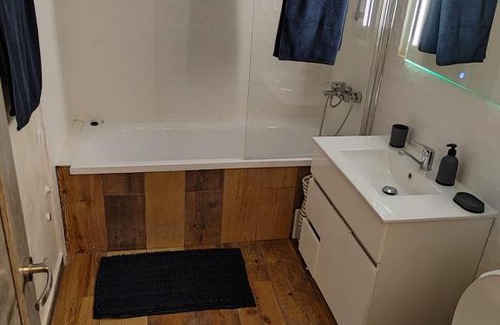 Floresti Apartamento | B&I Apartment