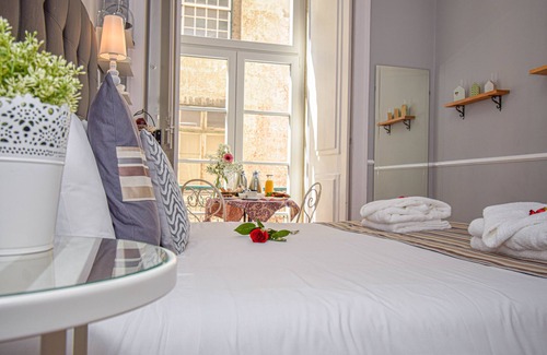 Santa Maria Maior Cama Y Desayuno | B in B Lisbon Downtown Suites