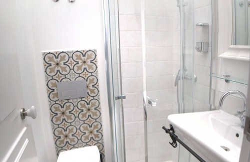 Santa Maria Maior Cama Y Desayuno | B in B Lisbon Downtown Suites