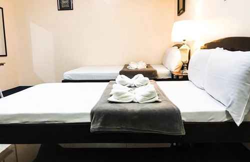 Tagbilaran Casa | B&J Guesthouse and Functions Inc