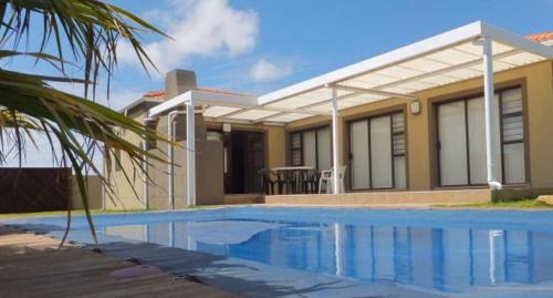 Port Elizabeth Villa | B.R.O.Homes and Villas