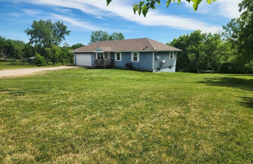 Johnson County Casa | B&S Creekside Retreat Lodging