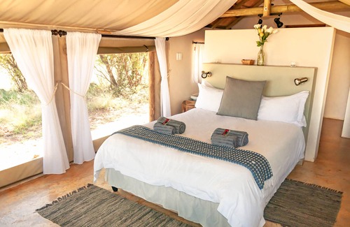 Hartbeespoort Otro | B'sorah Luxury Tent & Venue