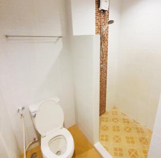 Na Kluea Apartamento | B Space Residence