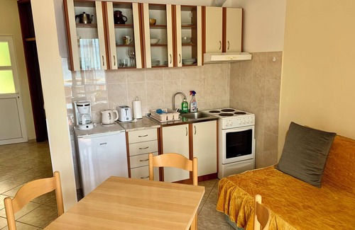 Lipci Apartamento | Villa Radonic Unit B - Impresionantes vistas, excelente ubicación, frente al mar, estacionamiento