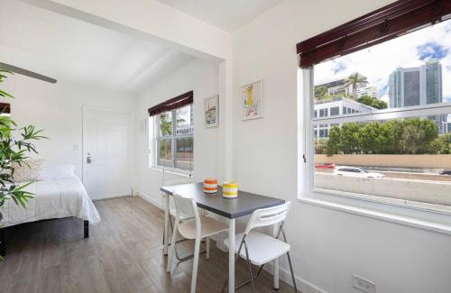 Edgewater Apartamento | B06 5 min from beach studio Midtown