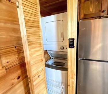 Twin Mountain Casa | B10 NEW Awesome Tiny Home with AC Mountain Views Minutes to Skiing Hiking Attractions