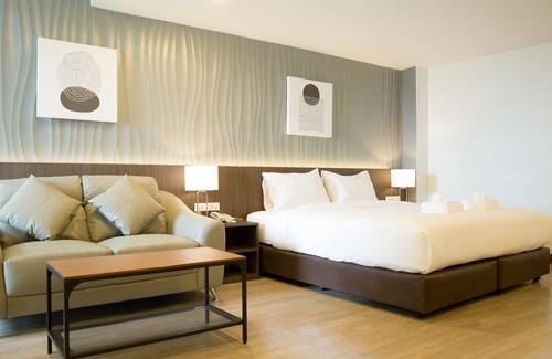 Hat Yai Hotel | B2 Hat Yai Rat Uthit Boutique & Budget Hotel