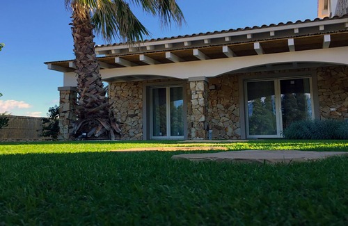 Porto Pino Villa | VILLA EN RESIDENCIA CON PISCINA