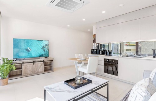 Cole Bay Apartamento | B205 - Incredible 1 bedroom with terrace