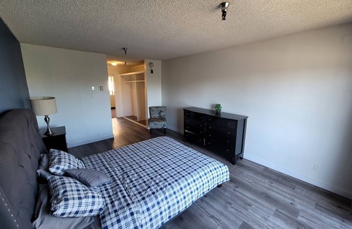 Pico - Robertson Hotel | (B27) Cozy & Serene Private LA Studio