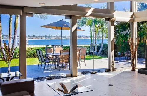 Mission Beach Casa | B5171 Villa on the Bay - 6 Bedroom
