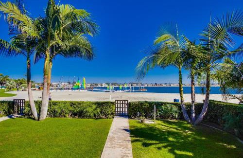 Mission Beach Casa | B5171 Villa on the Bay - 6 Bedroom