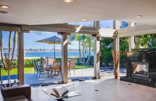 Mission Beach Casa | B5172 Villa on the Bay - 7 Bedroom