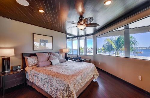 Mission Beach Casa | B5172 Villa on the Bay - 7 Bedroom
