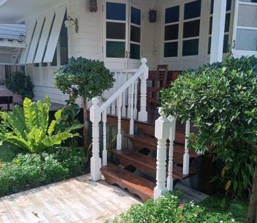 Ramkhamhaeng Casa | Baan Chay Klong, Canal side Classic Home 2BRs