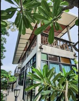 Uthai Thani Cama Y Desayuno | Baan Rabiangdao UthaiThani
