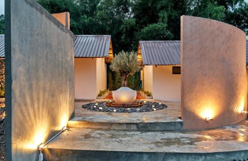 Tambon Nam Chun Complejo | Baan Rai Santisuk