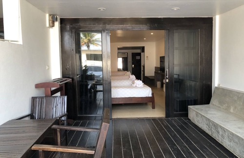 Saphli Hotel | Baan Talay - Thungwualaen