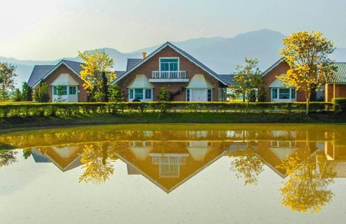 Mae Rai Casa | BaanChompufa บ้านชมภูฟ้า