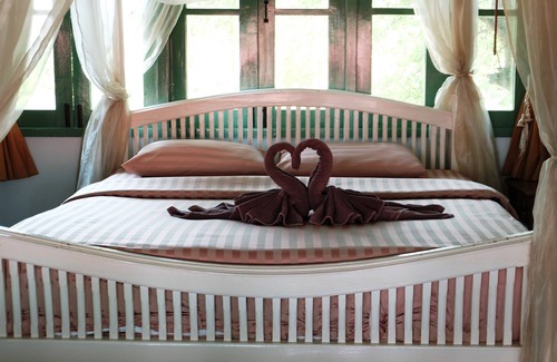 Amphawa Casa | Baanrak Amphawa Homestay