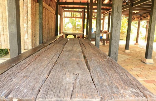 Songkhla Villa | Baanthaeraek Vintage Bungalow