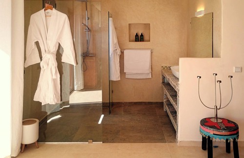 Oumnass Hotel | Bab Sma - Porte du Ciel