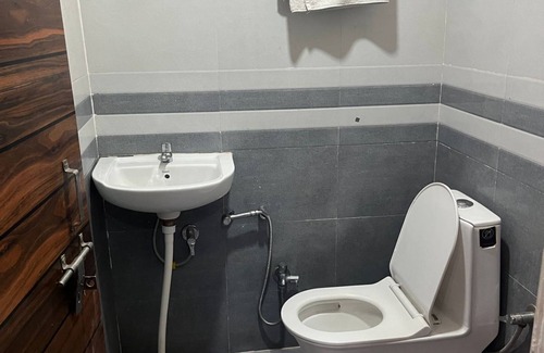 Varanasi Casa | Baba Paying Guest House