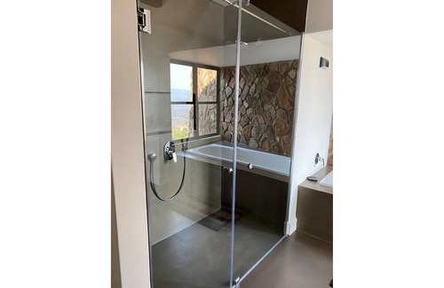 Ulundi Cabina | Babanango Game Reserve - Zulu Rock Lodge