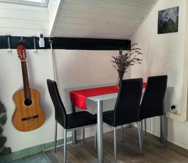 Vidrga Casa | Babičina hišica